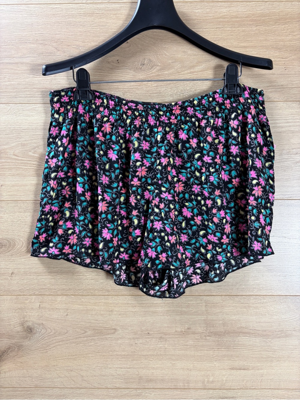 Jenni Sleepwear Floral Black Elastic-Waist Women’s Shorts XL